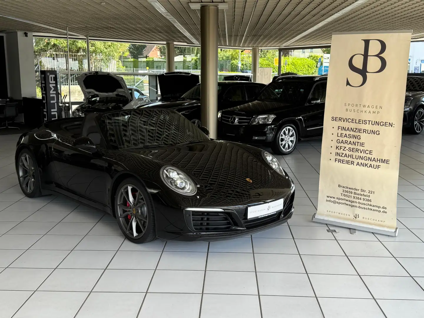 Porsche 911 Carrera 4S Cabriolet SPORTCHRONO S-ABGAS Schwarz - 1