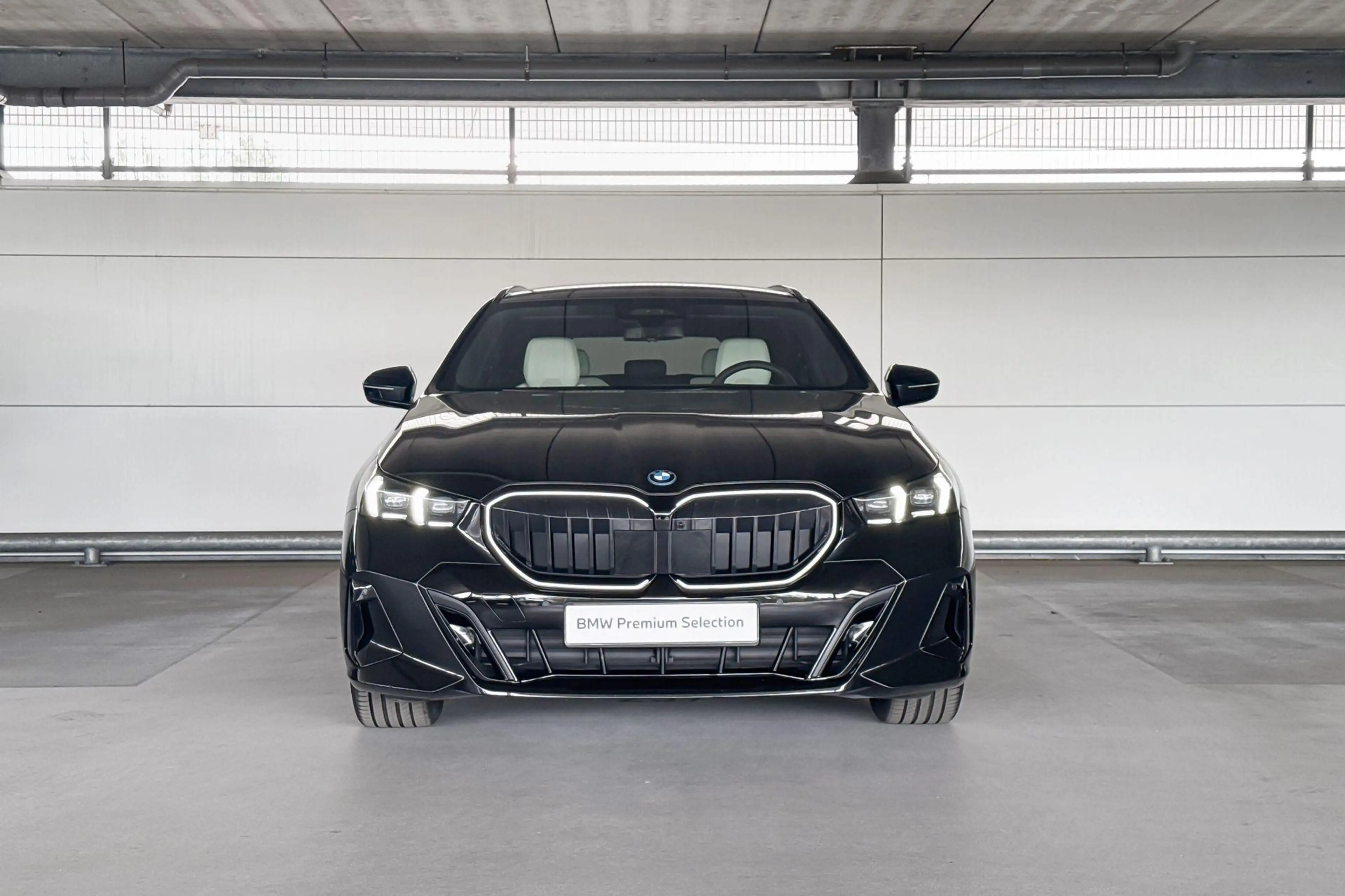 BMW 550 5 Serie Touring 550e xDrive — photo 5