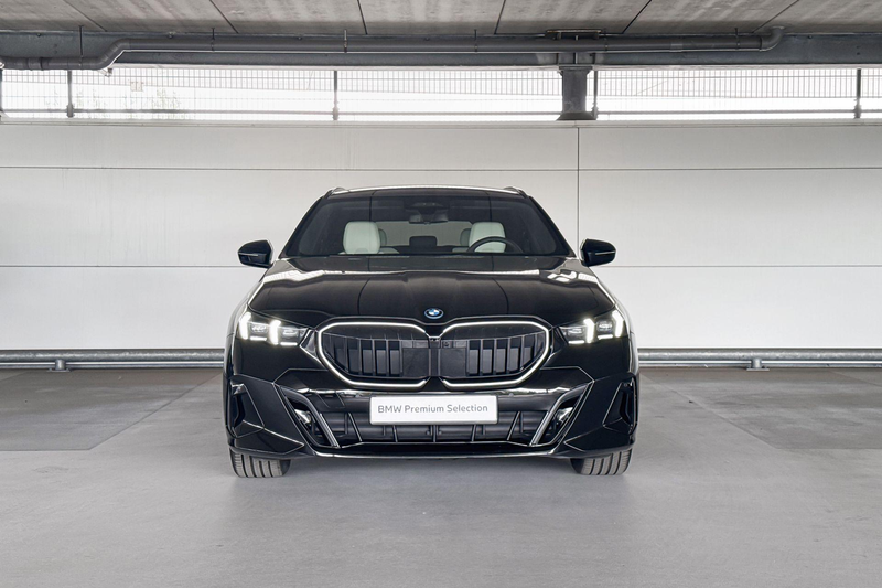 BMW 550 5 Serie Touring 550e xDrive — photo 5