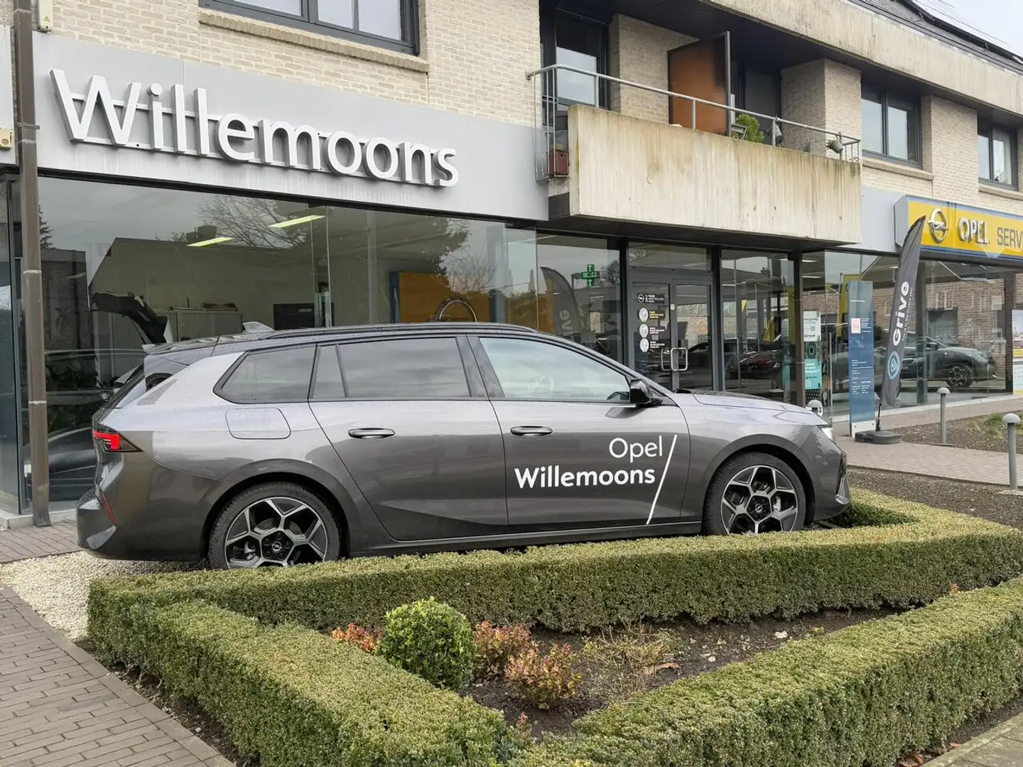 Opel Astra Sports Tourer Ultimate 1.2T Mild-Hybride136pk D... Grijs - 2