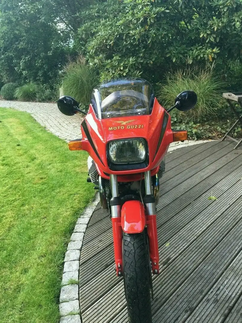 Moto Guzzi Le Mans III Red - 2
