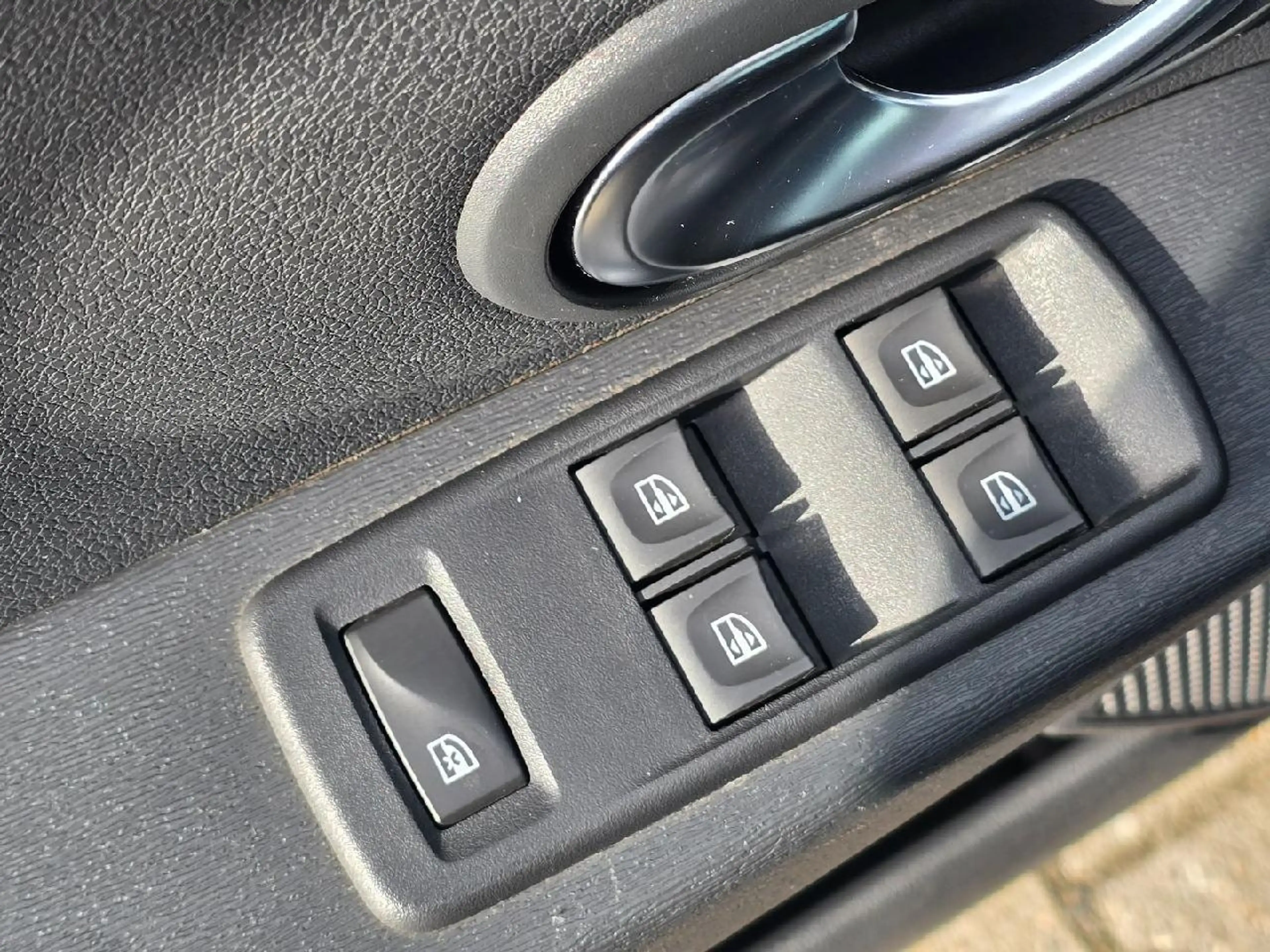 Dacia Lodgy Stepway Selection Blue dCi 115 7-Sitzer — photo 13