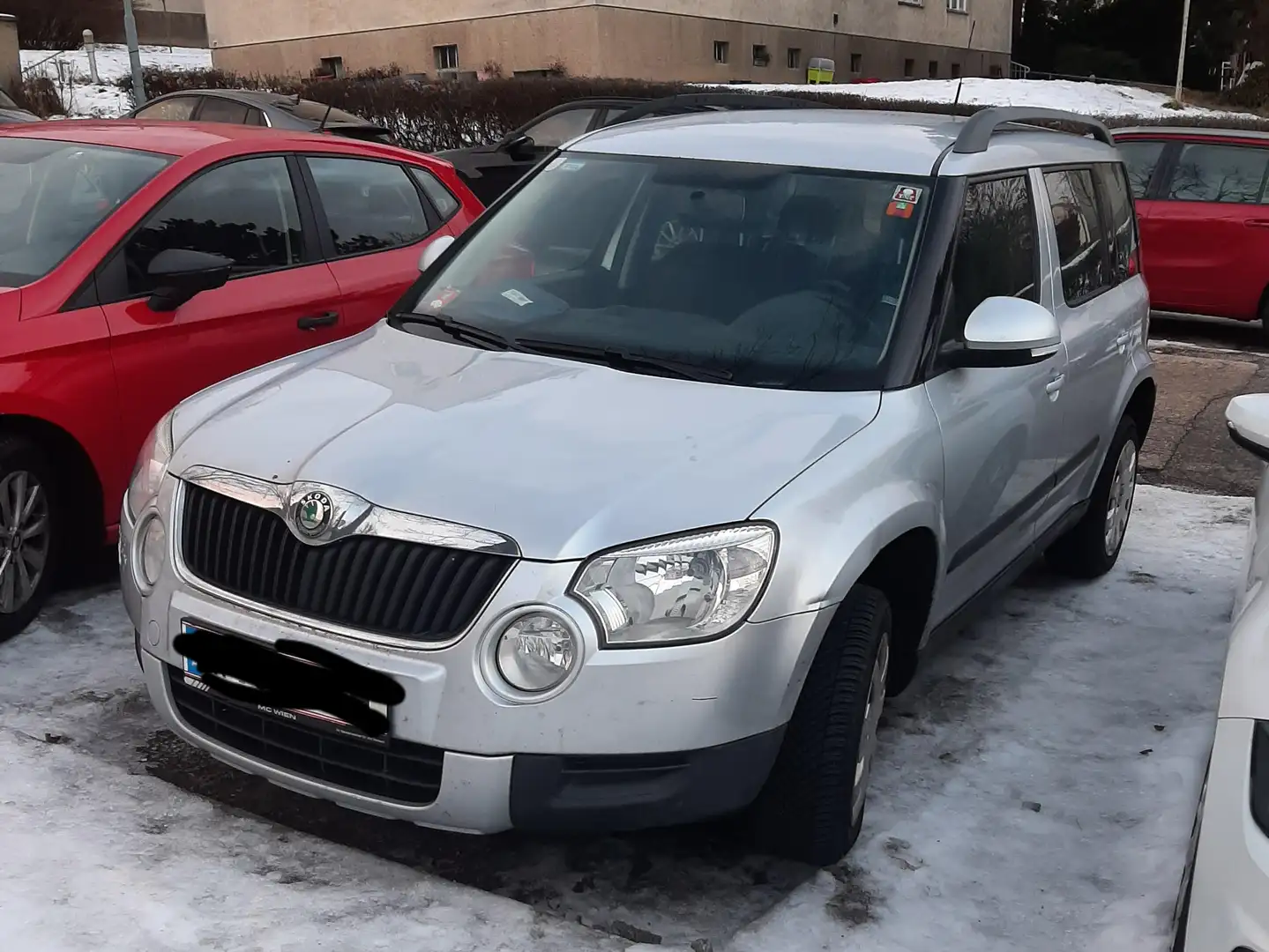 Skoda Yeti Yeti Active 1,2 TSI Active Silber - 1