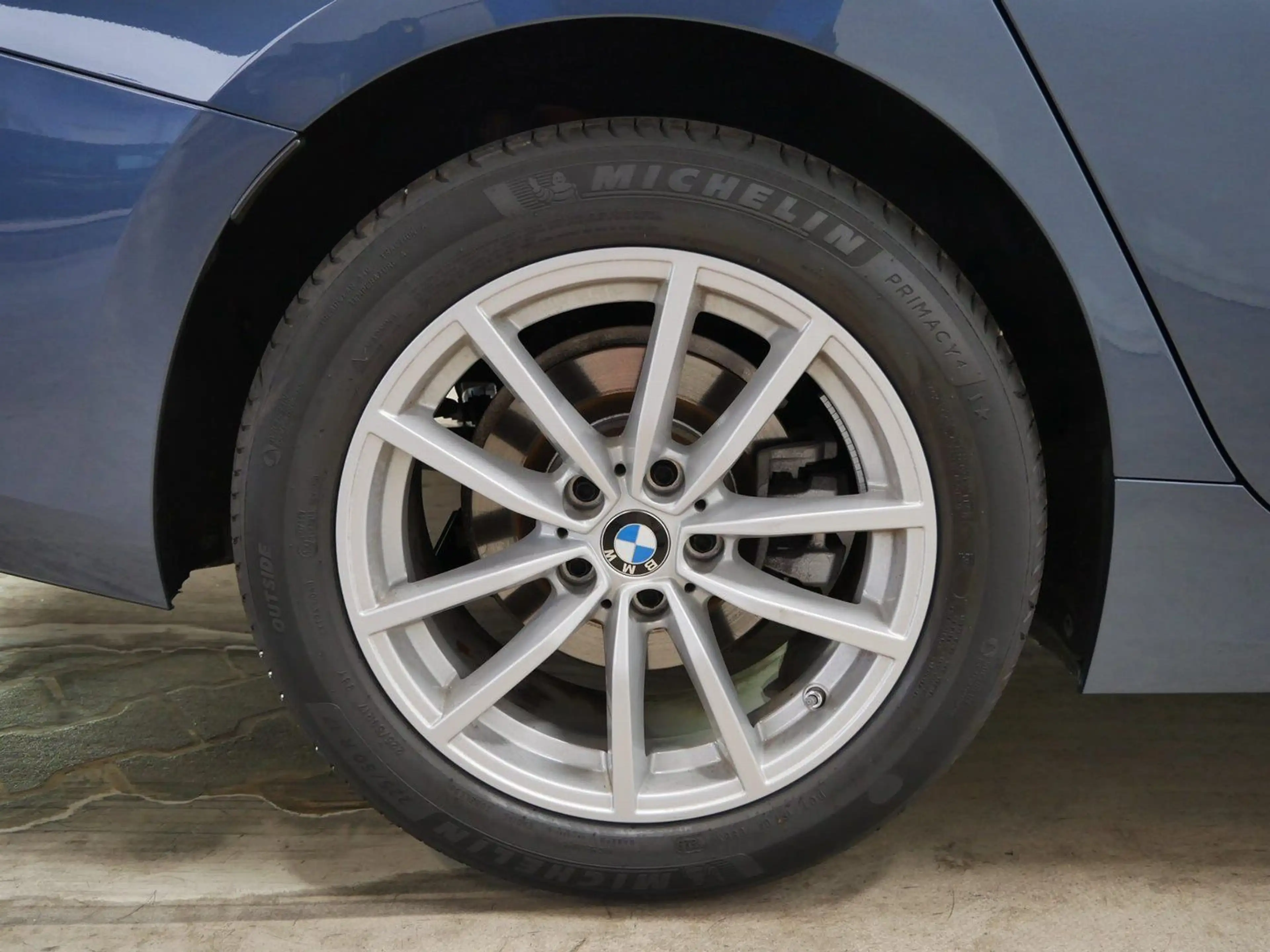 BMW 318 i Limousine Step*KomfZg*Head-up*Kamera*DrivAs — photo 7