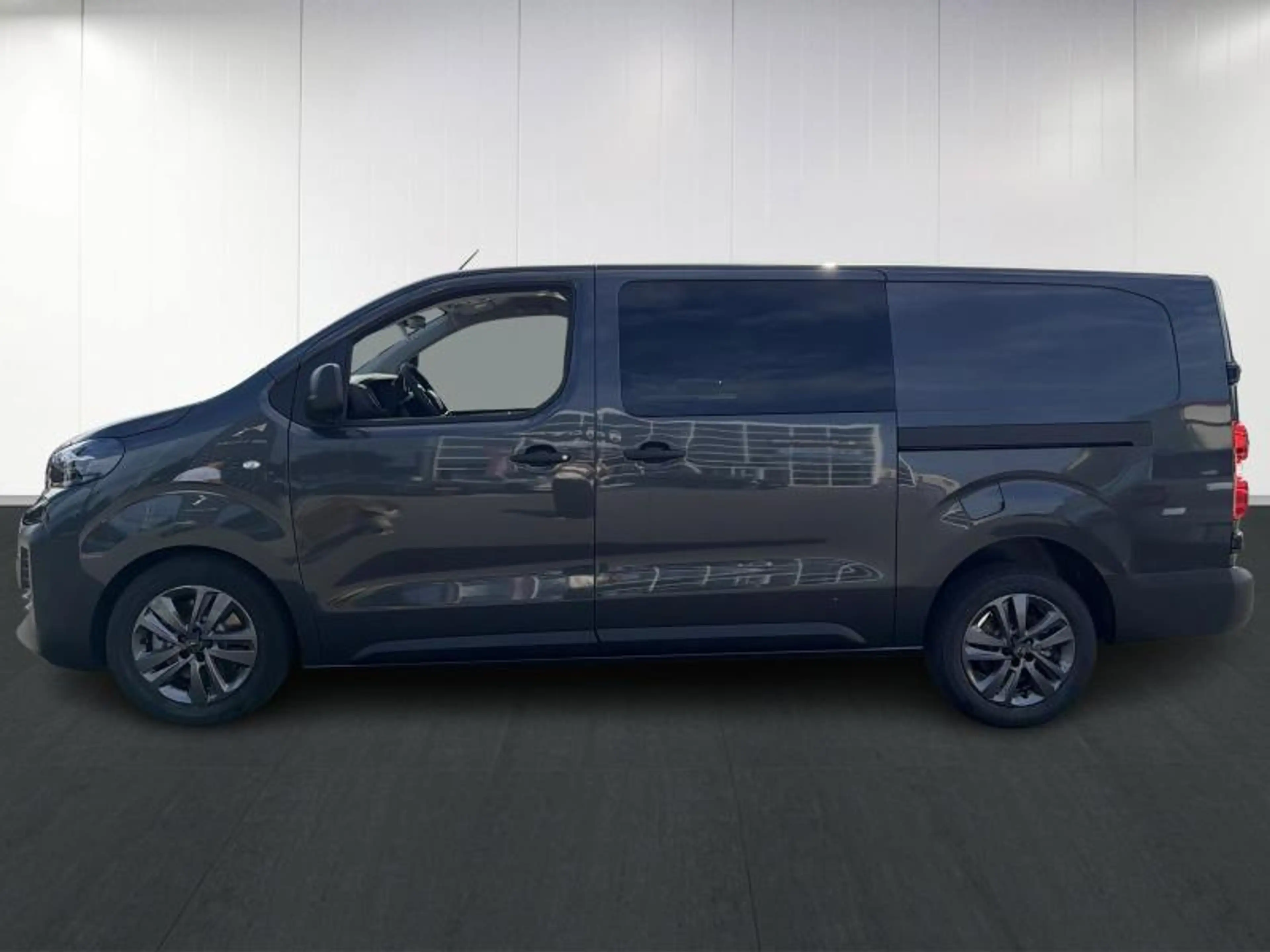 Peugeot Expert IV Premium — photo 7