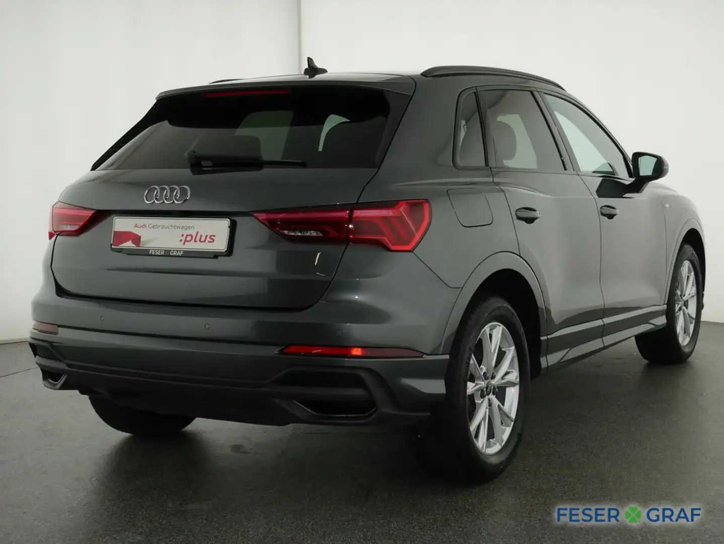 Audi Q3 S line 35 TFSI S tronic LED Kamera 18`Navi+ Gris - 2