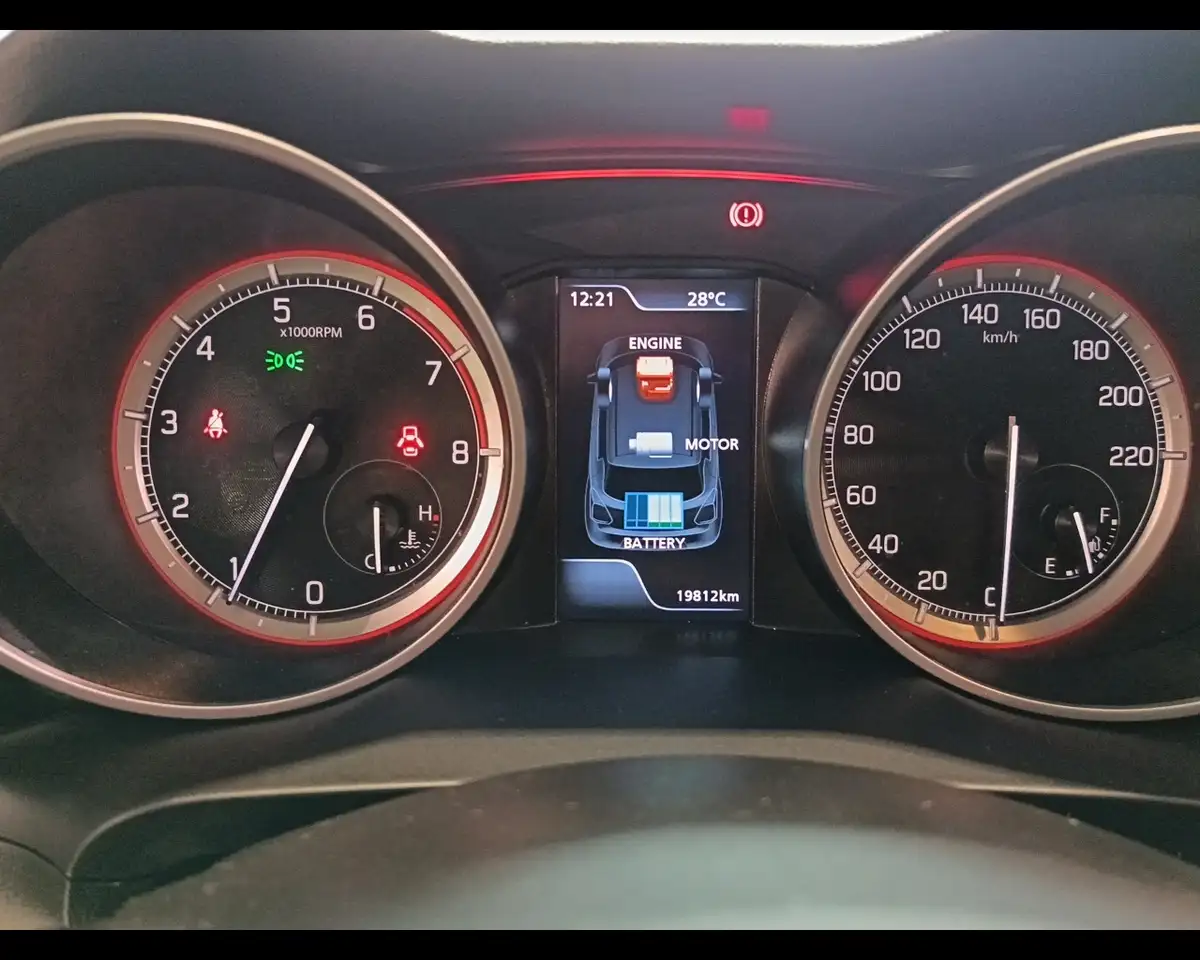 Suzuki Swift 1.2 Hybrid Top 83CV *NEOPATENTATI* 2023, миниатюра 21