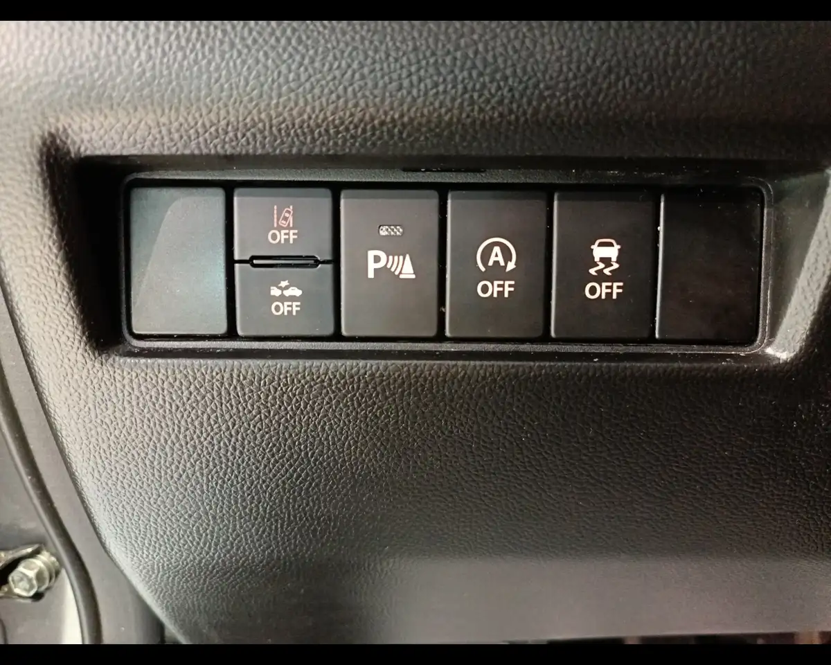 Suzuki Swift 1.2 Hybrid Top 83CV *NEOPATENTATI* 2023, миниатюра 20
