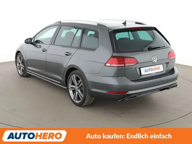Volkswagen Golf view 4
