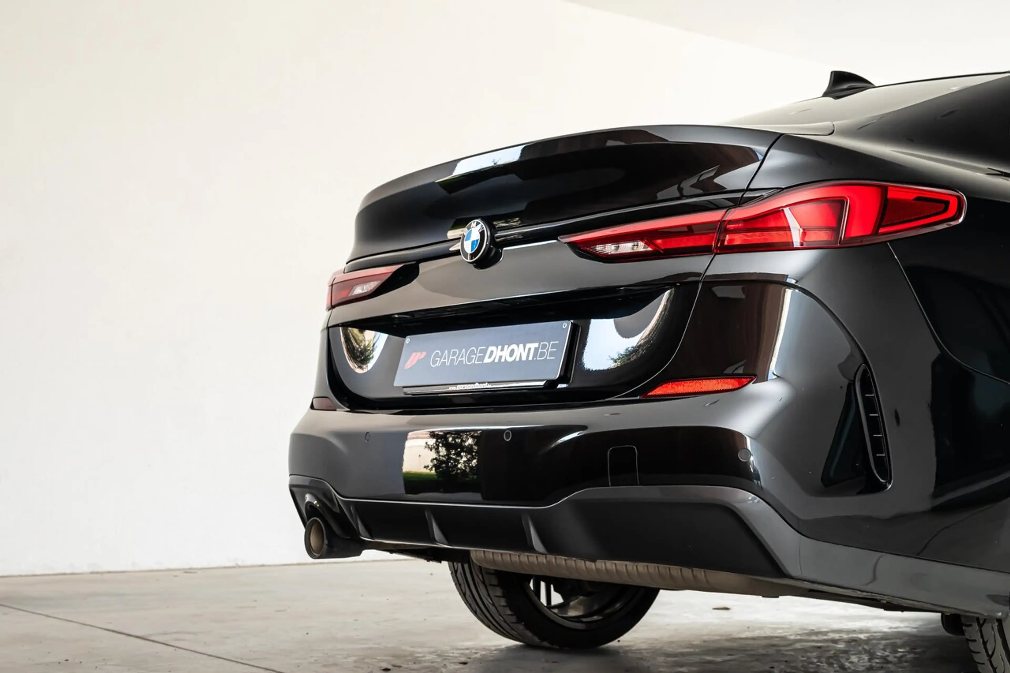 BMW 218 Gran coupé — photo 12