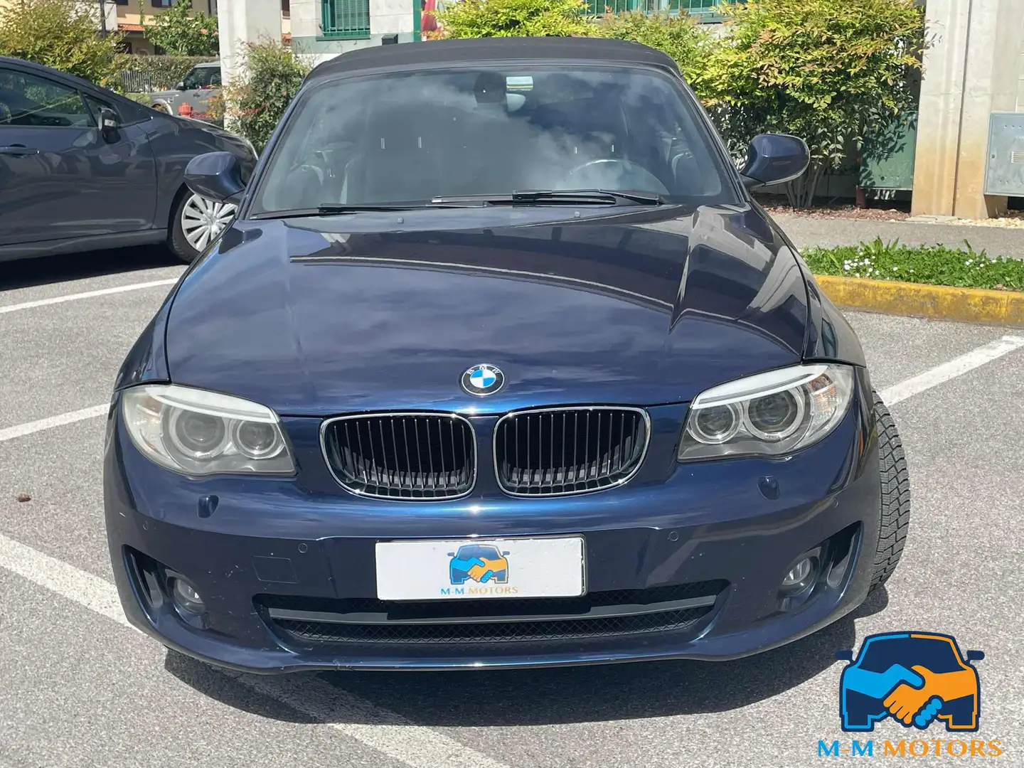 BMW 118 i Cabrio Eletta Blau - 2