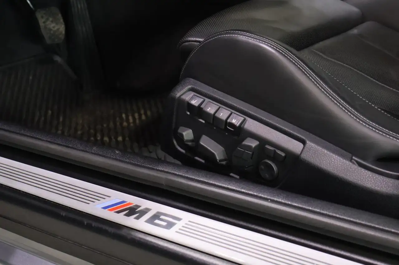 BMW M6 photo BMW M6