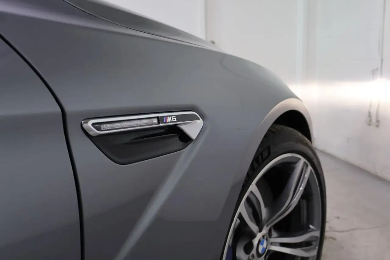 BMW M6 photo BMW M6