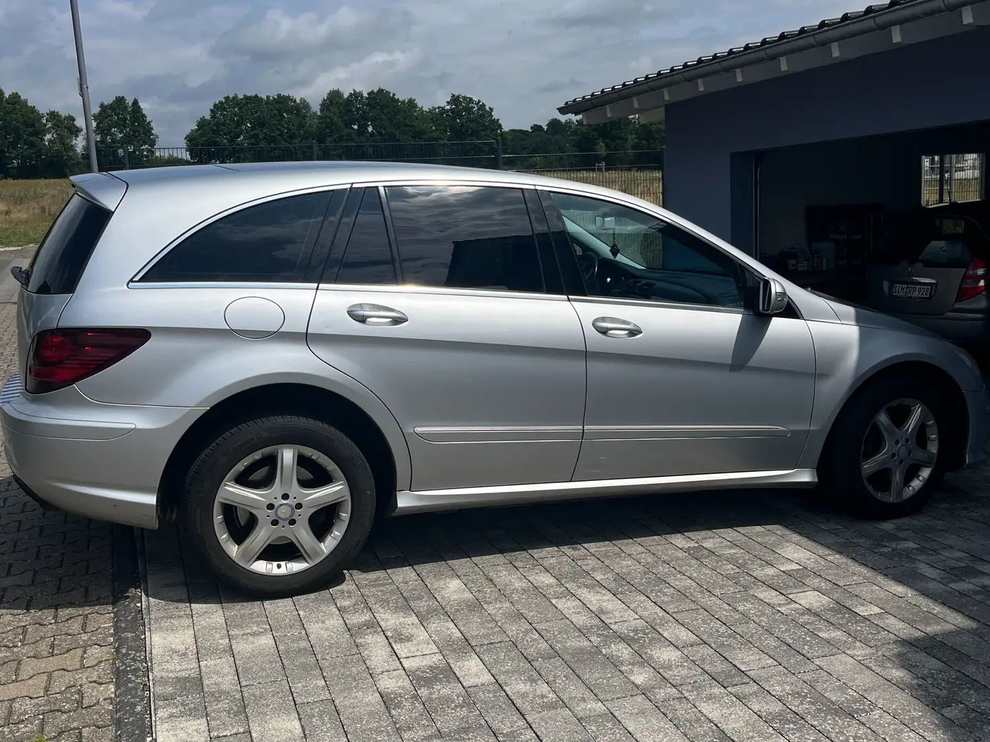 Mercedes-Benz R 280 R-Klasse Diesel CDI 4Matic 7G-TRONIC Silber - 2