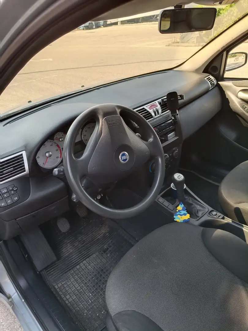 Fiat Stilo Multi Wagon 1.9 JTD 115 Active - 2