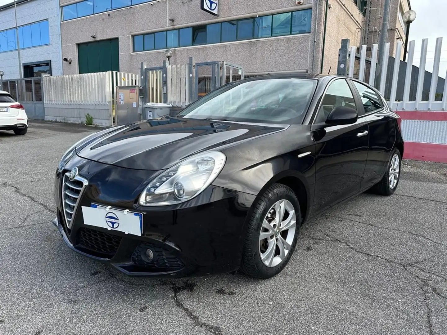 Alfa Romeo Giulietta 1.6 JTDm-2 105 CV Distinctive Nero - 1