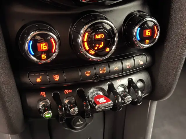 Mini Cooper Cooper view 12