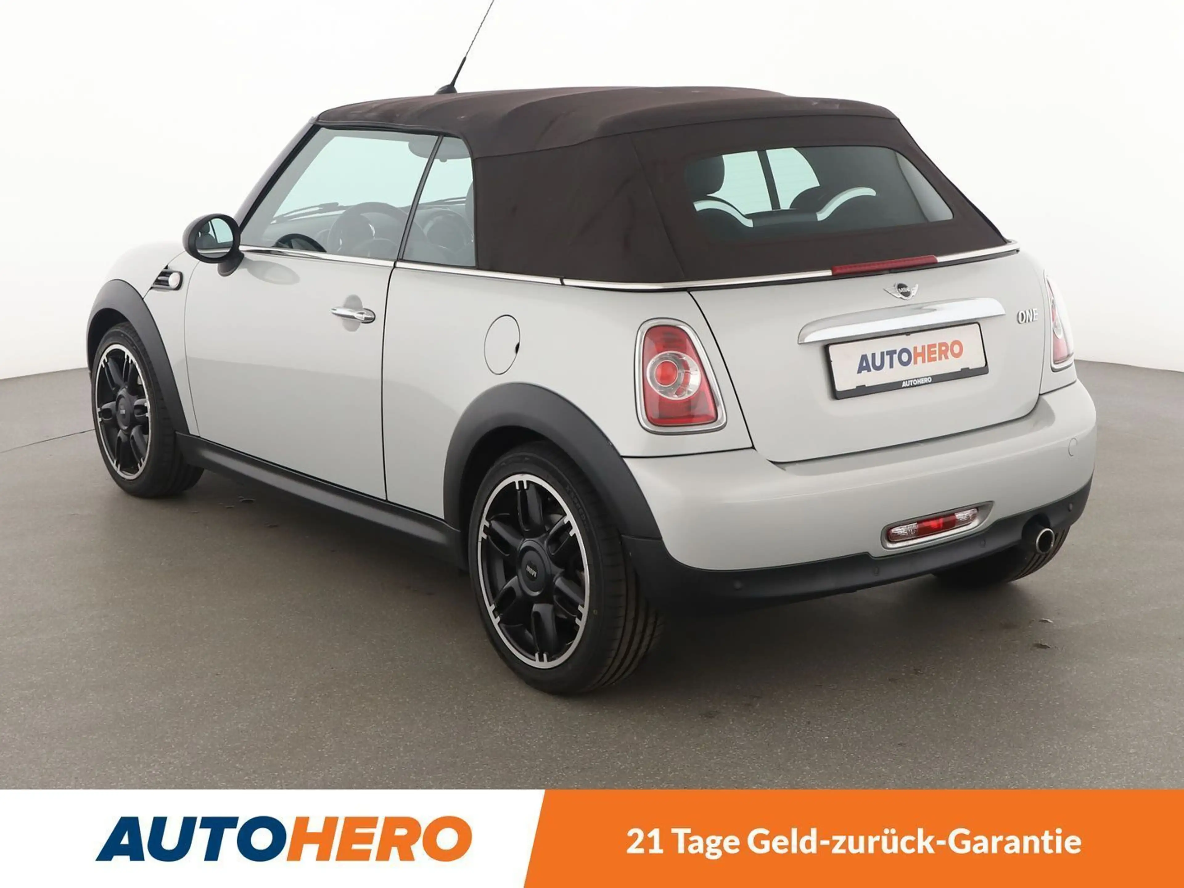MINI One Cabrio One Highgate*NAVI*TEMPO*PDC*SHZ*KLIMA*GARANTIE* — photo 4