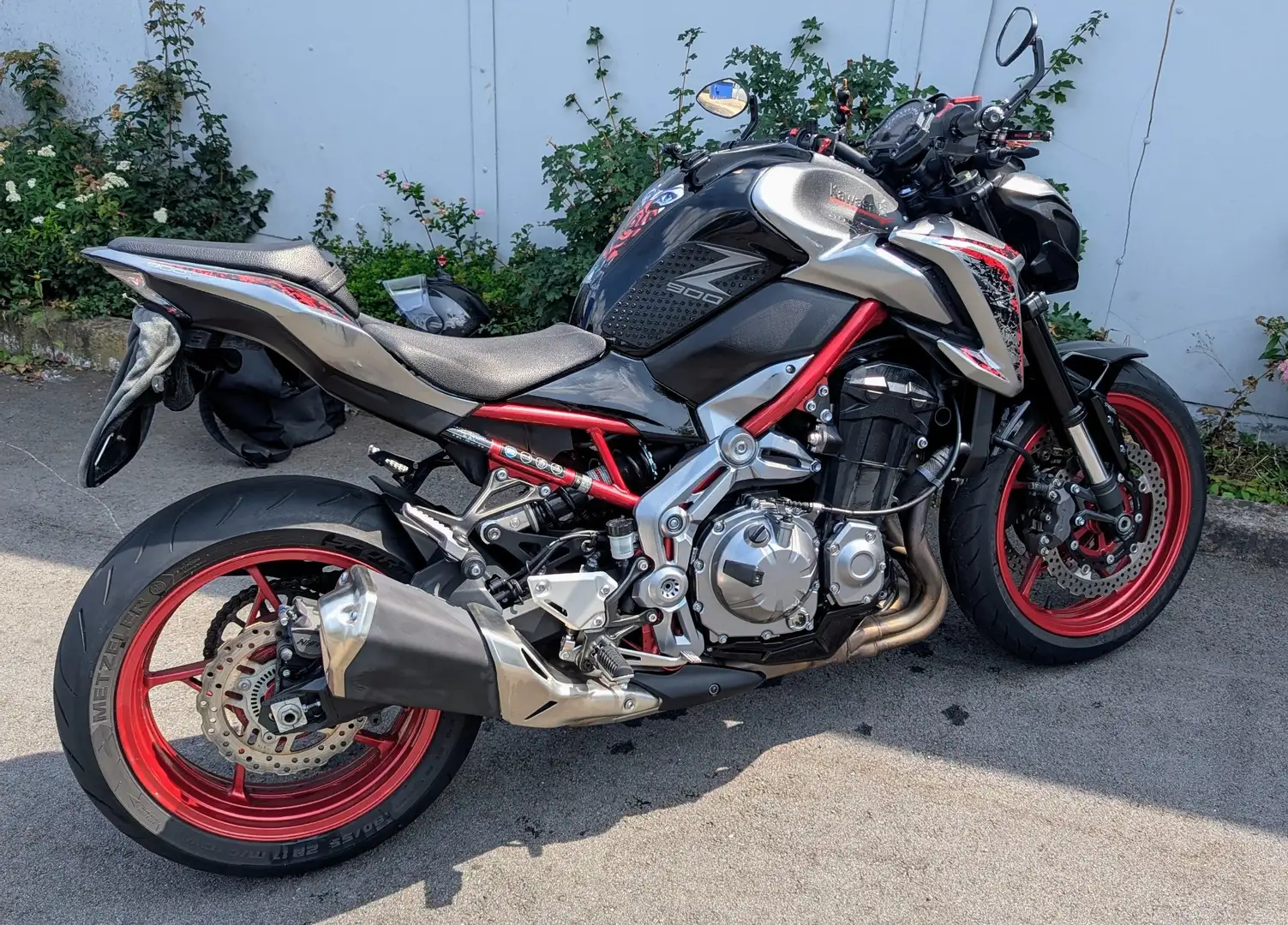 Kawasaki Z 900 Gri - 2