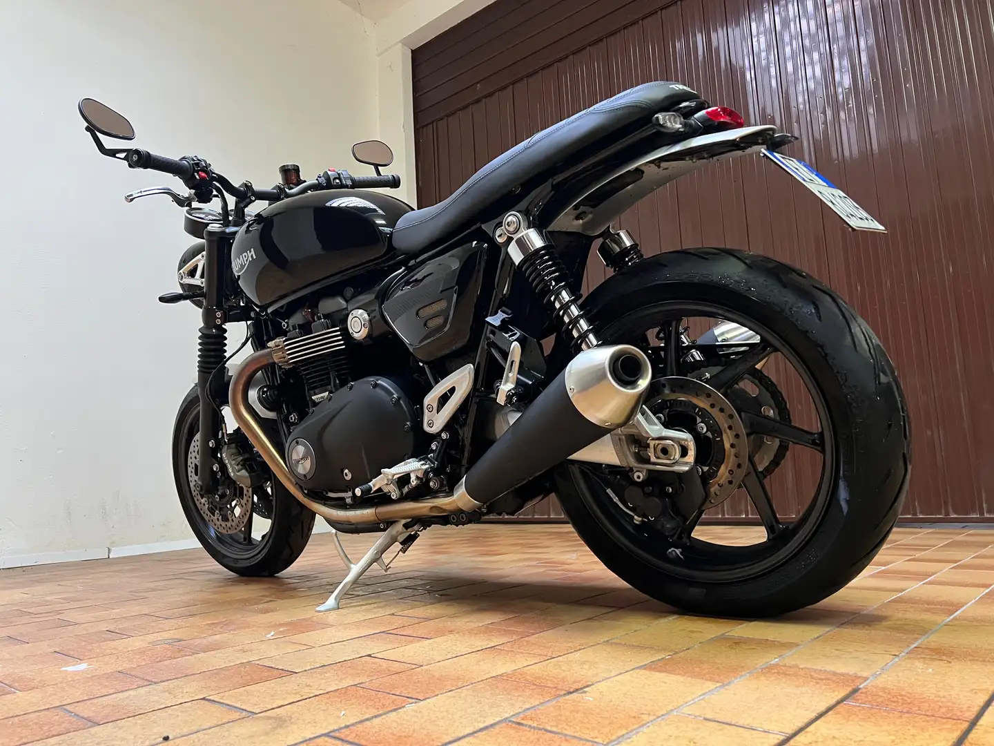 Triumph Speed Twin 1200 Nero - 2
