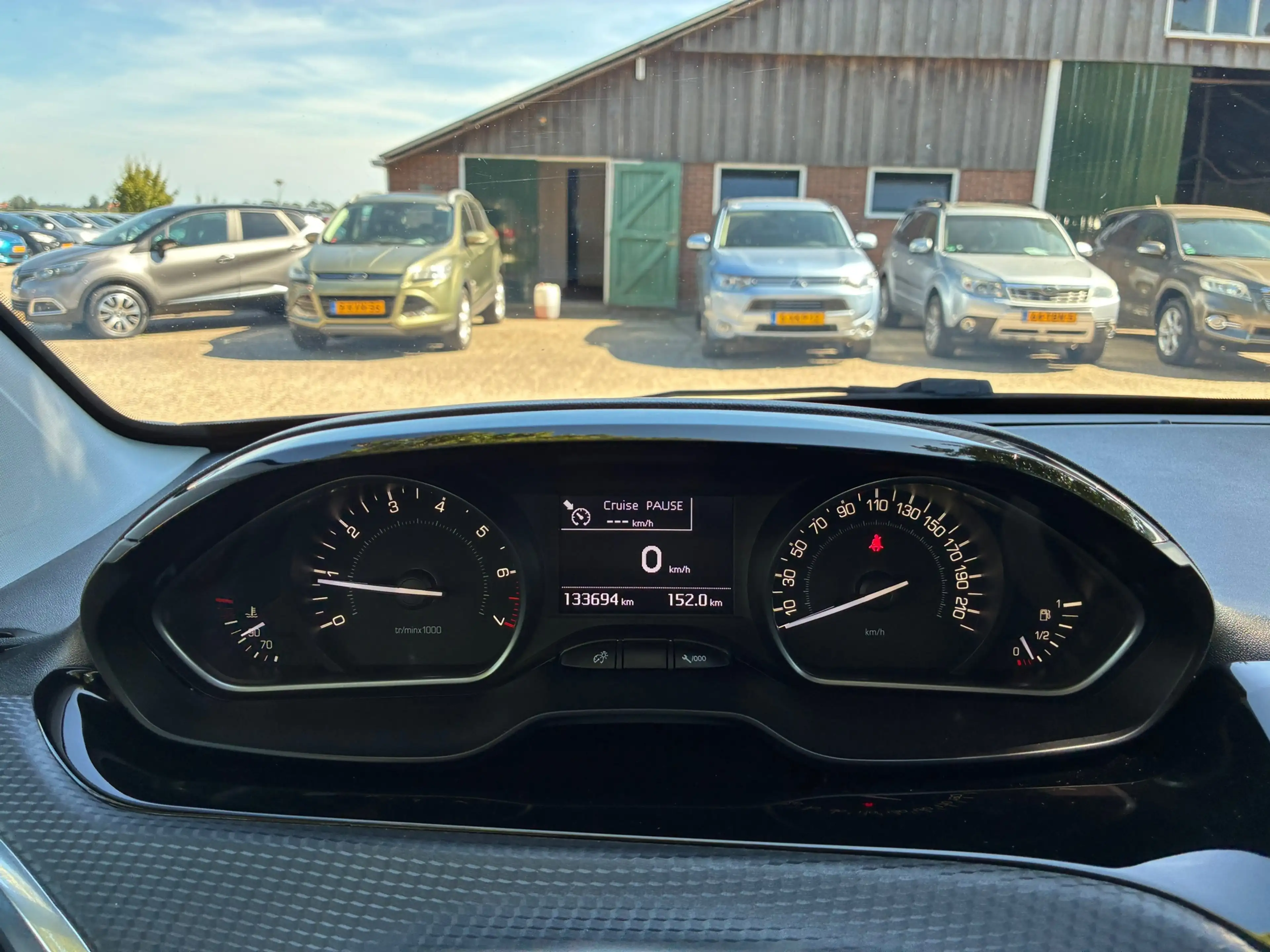 Peugeot 208 1.2 PureTech Allure | DAB + Navi + Clima + Cruise — photo 17