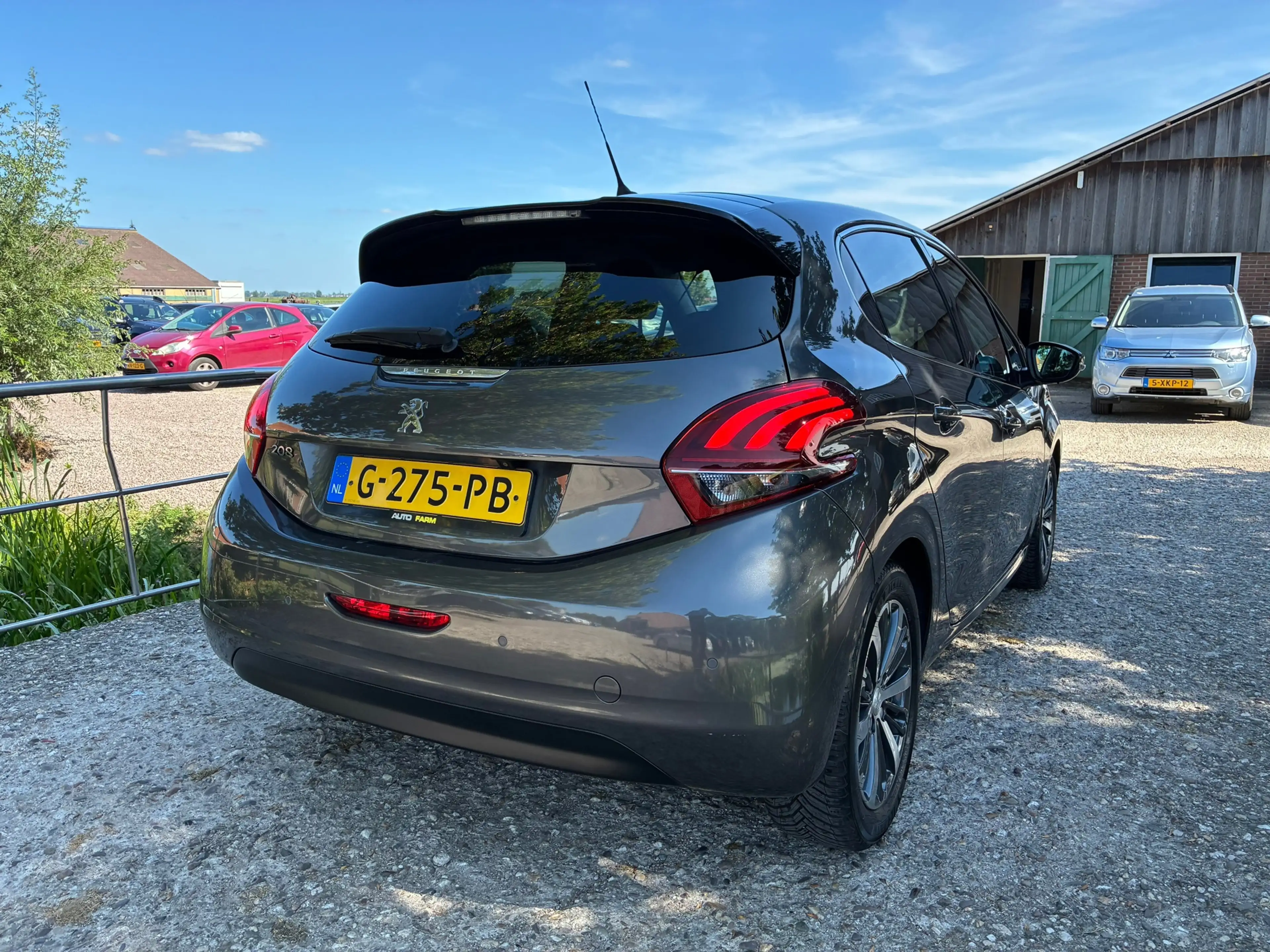 Peugeot 208 1.2 PureTech Allure | DAB + Navi + Clima + Cruise — photo 5