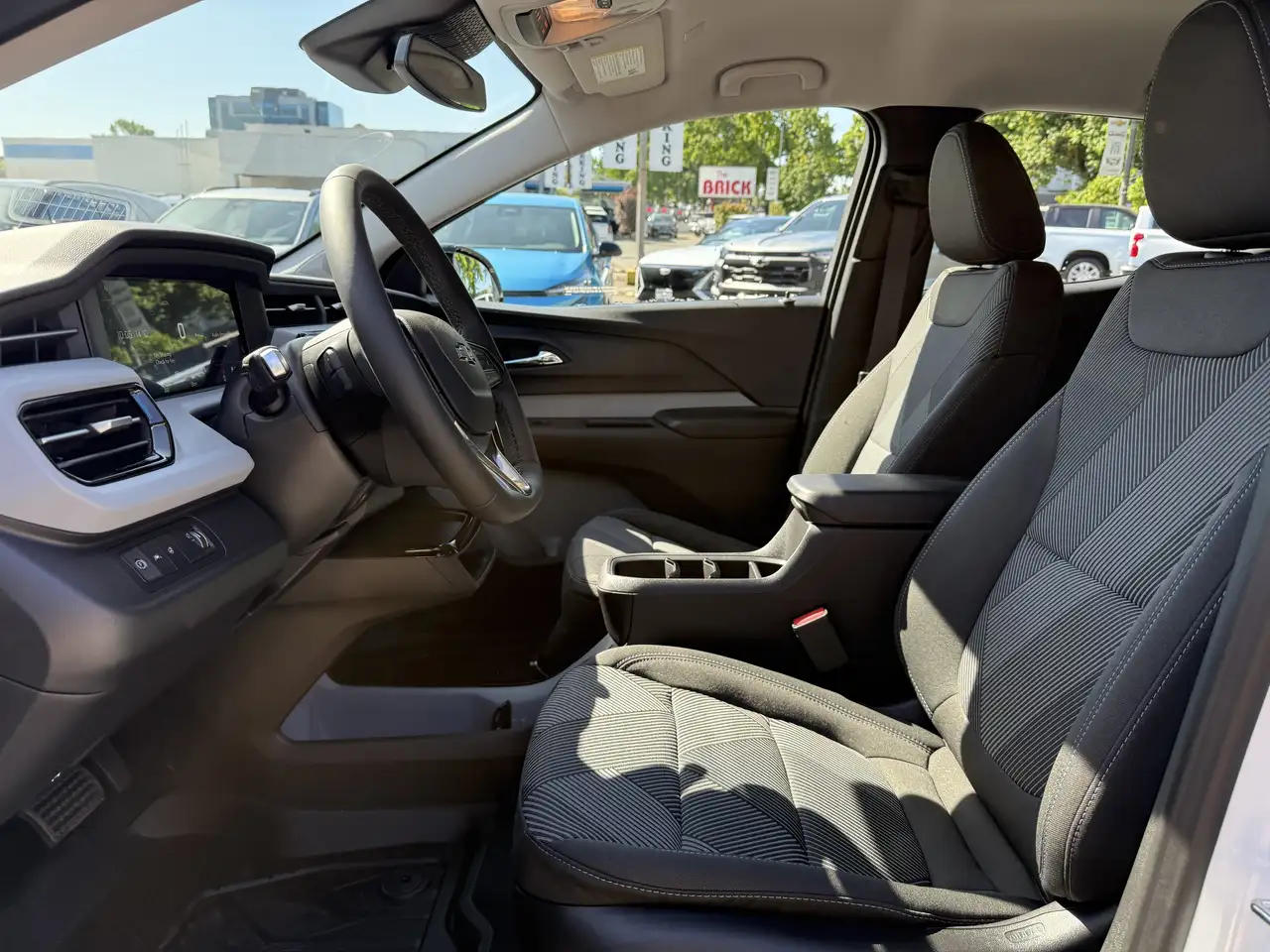 Chevrolet Bolt снимка Chevrolet Bolt