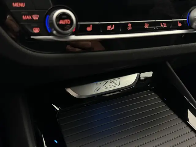 BMW X3 view 14
