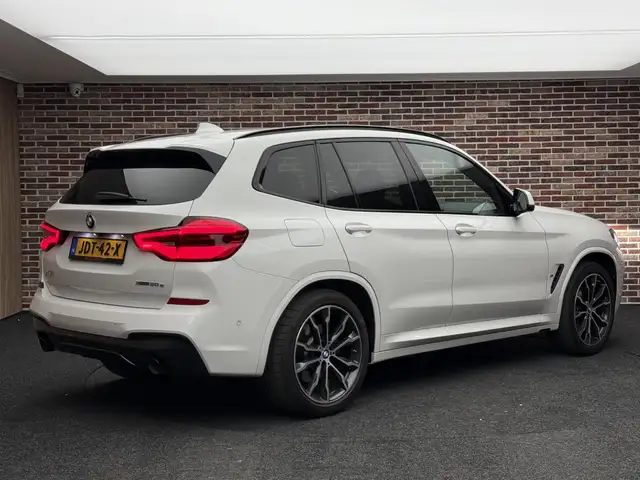 BMW X3 view 2