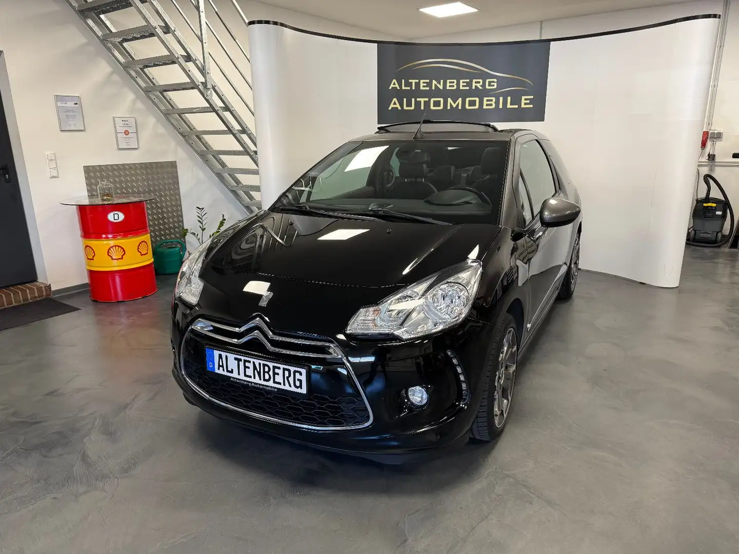 Citroen DS3 Cabrio SoChic Kamera PDC DAB Sitzhzg. Temp. Schwarz - 1