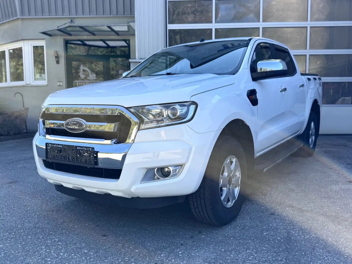 Ford Ranger 2.2 TDCi XLT 4x4 Doppekabine (EURO 6) Blanc - 1