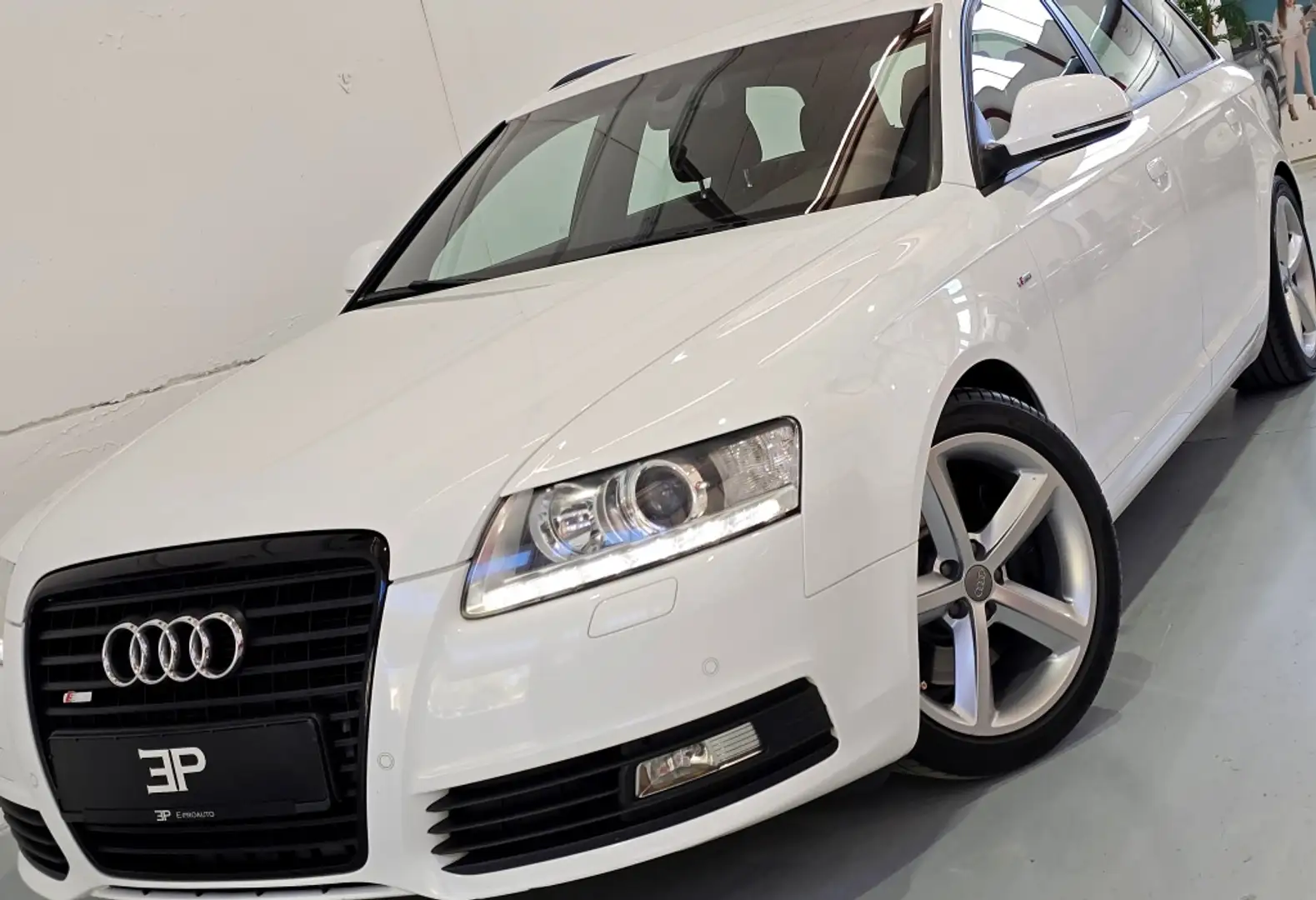 Audi A6 Avant 2.7TDI Weiß - 2