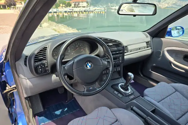 BMW M3 view 11