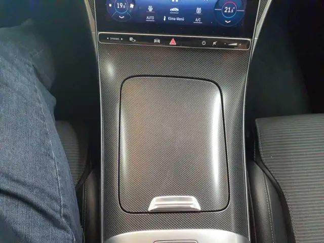 Mercedes-Benz C-Class view 10