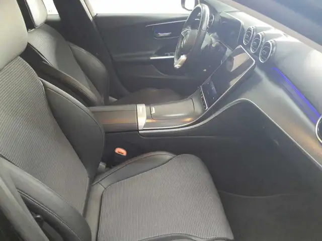 Mercedes-Benz C-Class view 8