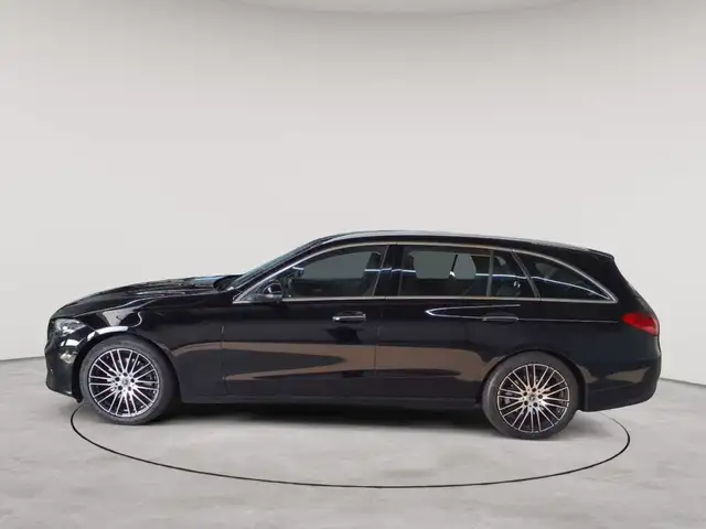 Mercedes-Benz C-Class view 6