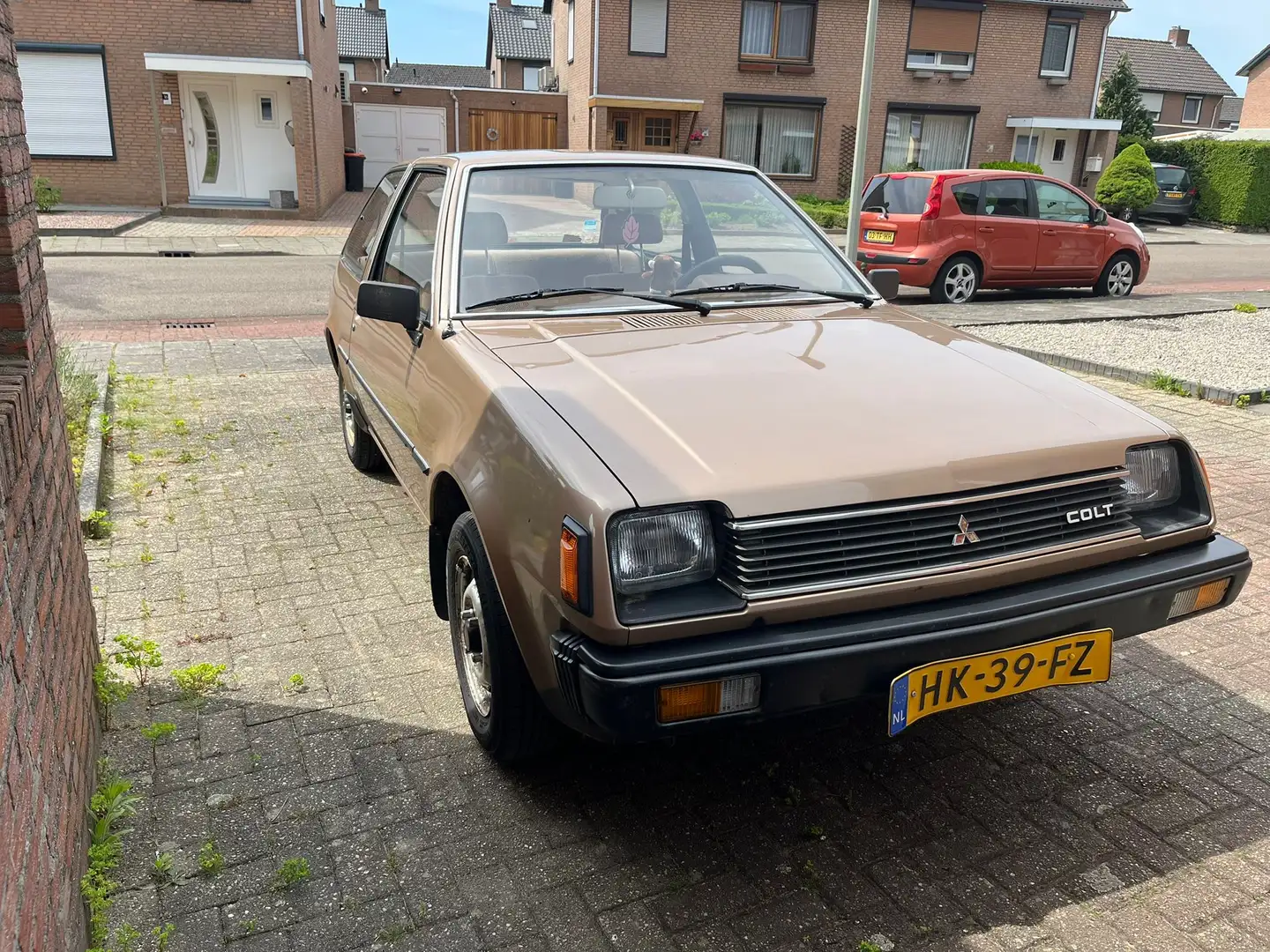 Mitsubishi Colt Mitsubishi Colt 1.2 GL AUT 1982 Beige (Oldtimer) Бежевий - 2