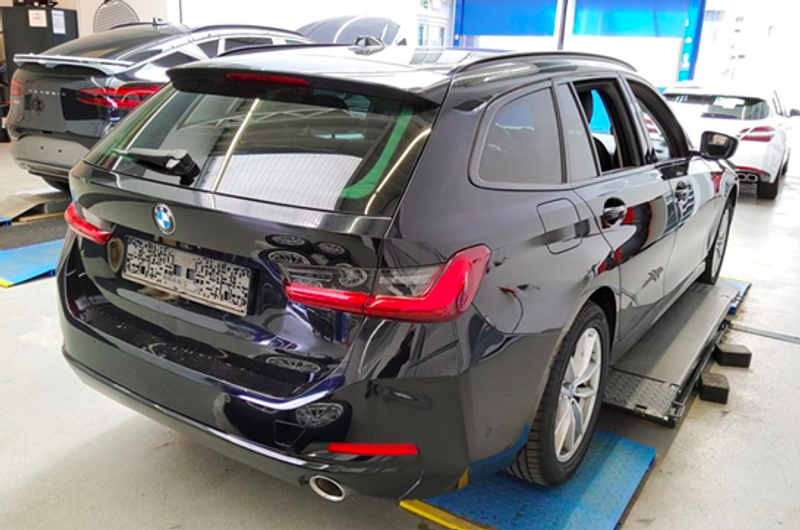 BMW 318 d Touring Aut. CAM/ACC/KEYGO/MULTI — photo 3