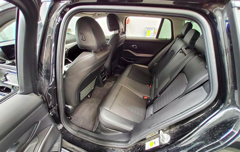 BMW 318 d Touring Aut. CAM/ACC/KEYGO/MULTI — photo 9
