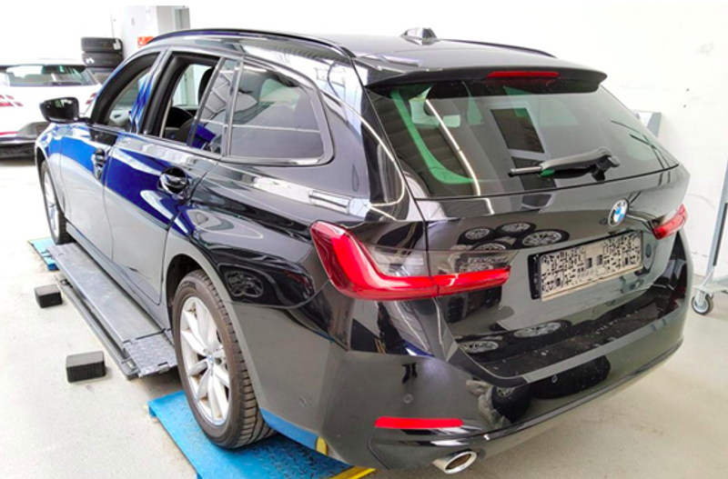 BMW 318 d Touring Aut. CAM/ACC/KEYGO/MULTI — photo 4