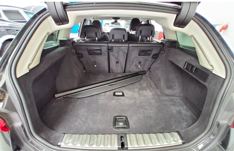 BMW 318 d Touring Aut. CAM/ACC/KEYGO/MULTI — photo 10