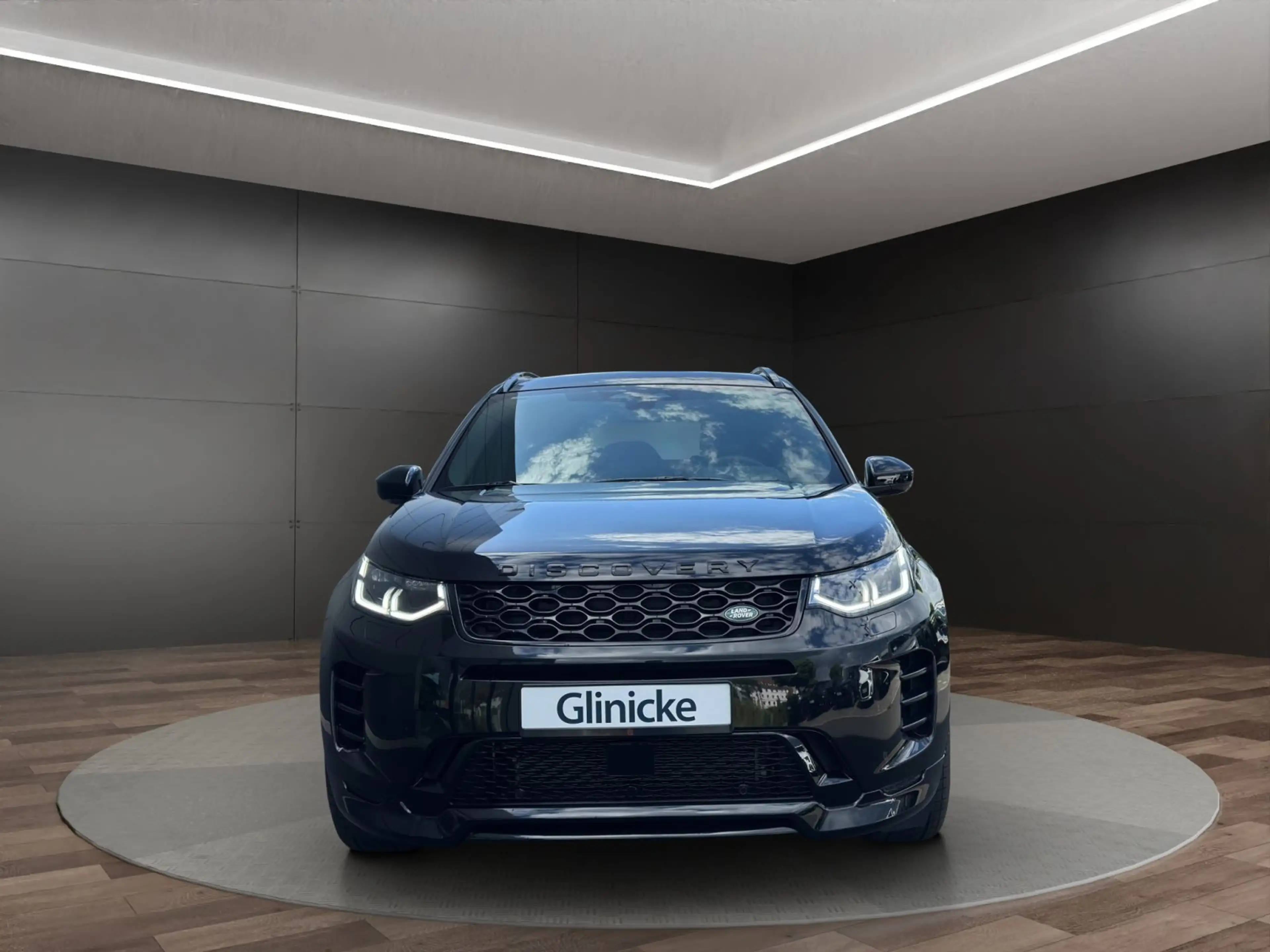 Land Rover Discovery Sport 1.5 Plug-in Hybrid P270e Dynamic — photo 4