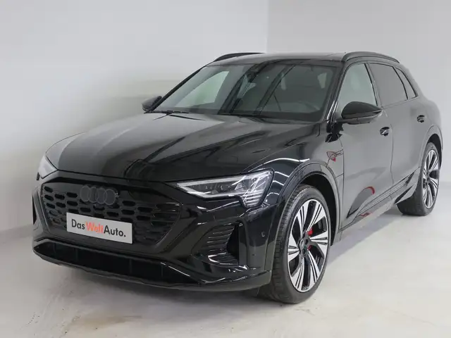 Audi Q8 55 e-tron quattro S line