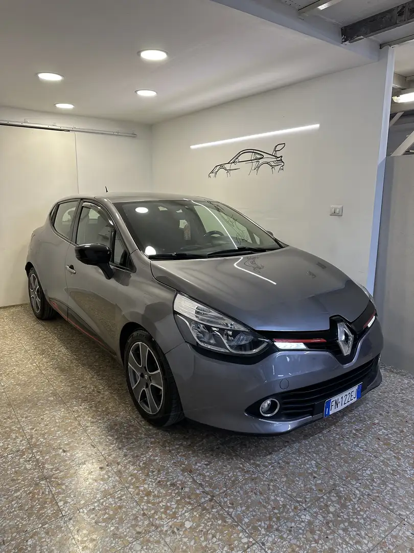 Renault Clio 5p 1.5 dci Wave 75cv - 1