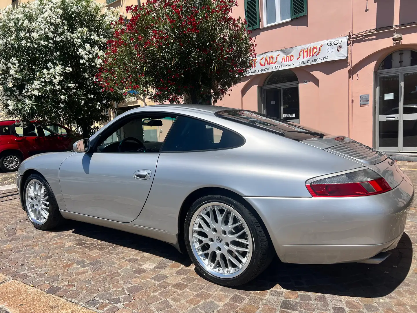 Porsche 996 911 Coupe 3.4 Carrera Zilver - 1