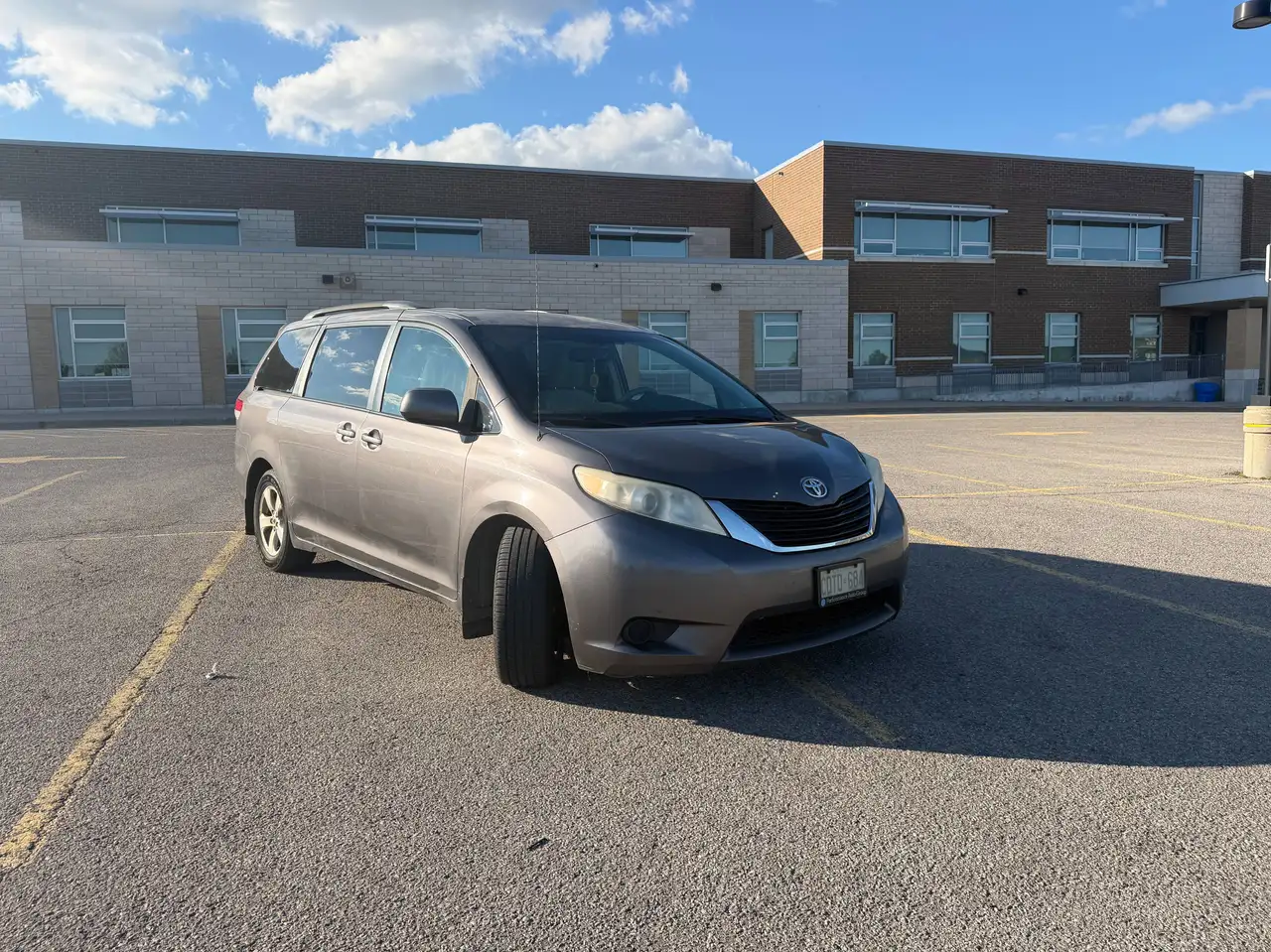 2011 Toyota Sienna