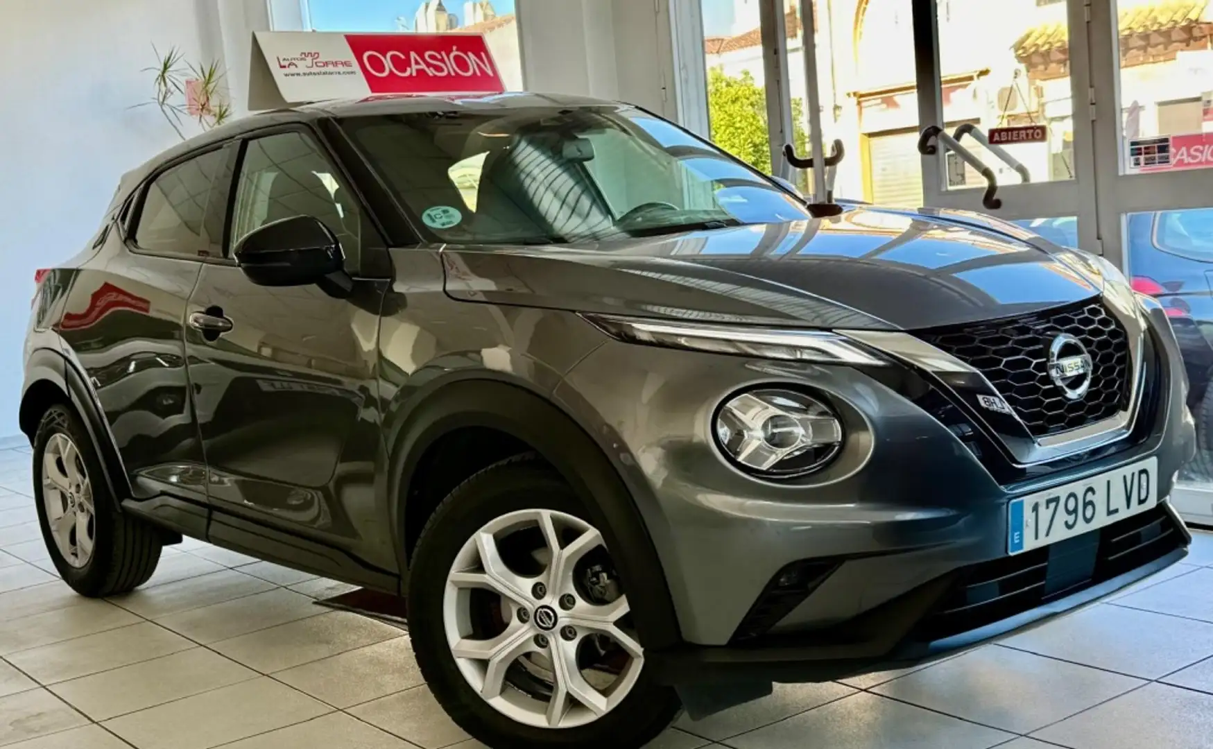 Nissan Juke 1.0 DIG-T N-Connecta 4x2 DCT 7 114 Gris - 1
