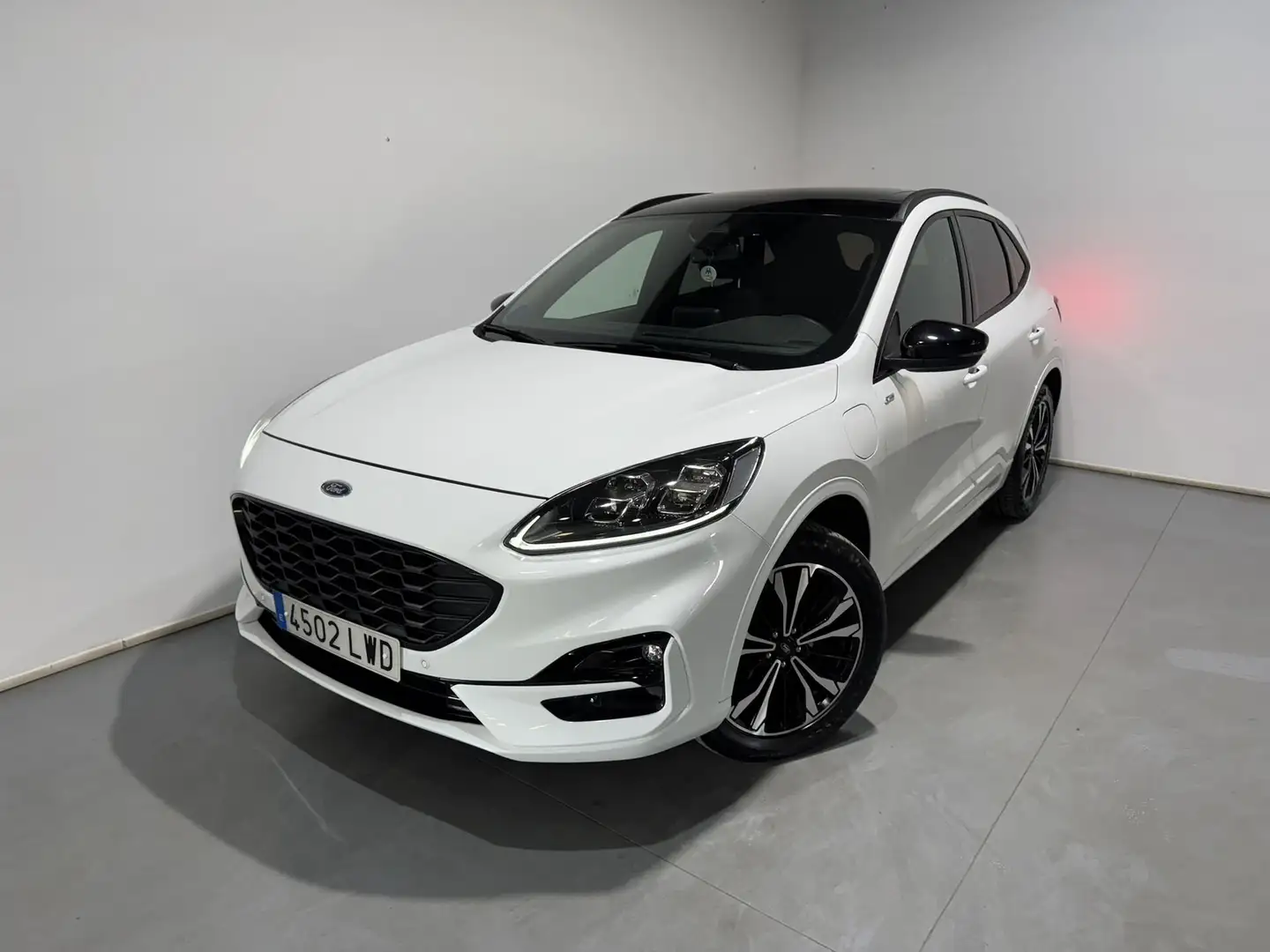 Ford Kuga 2.5 Duratec PHEV 225cv FWD Auto ST-Line X Blanco - 1