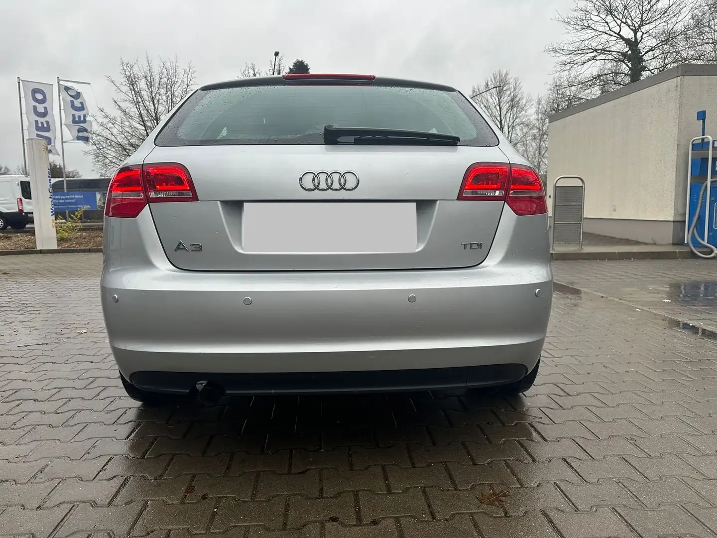 Audi A3 A3 1.9 TDI Attraction Silber - 2