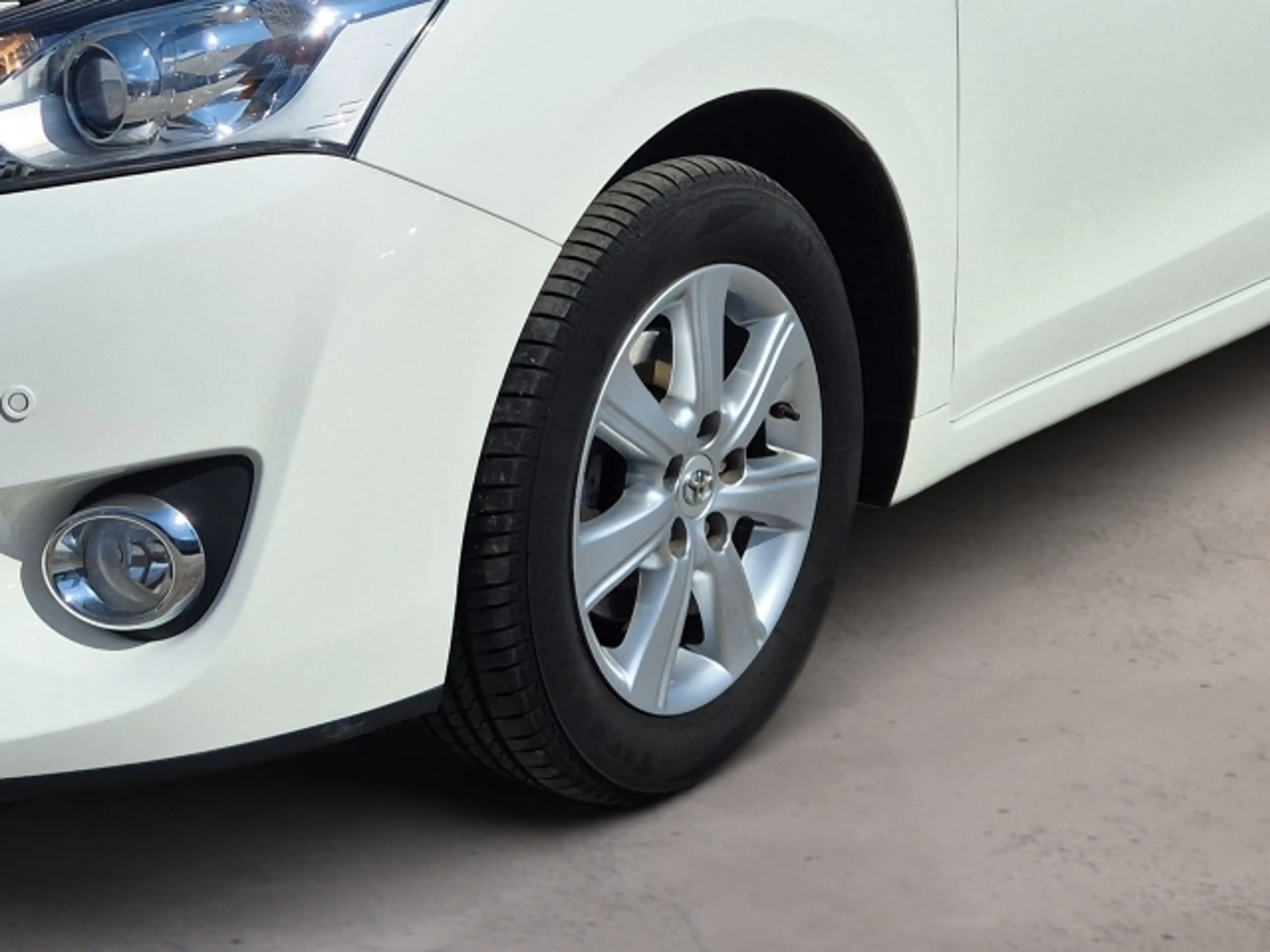 Toyota Verso Verso 1,6 D-4D Active — photo 8